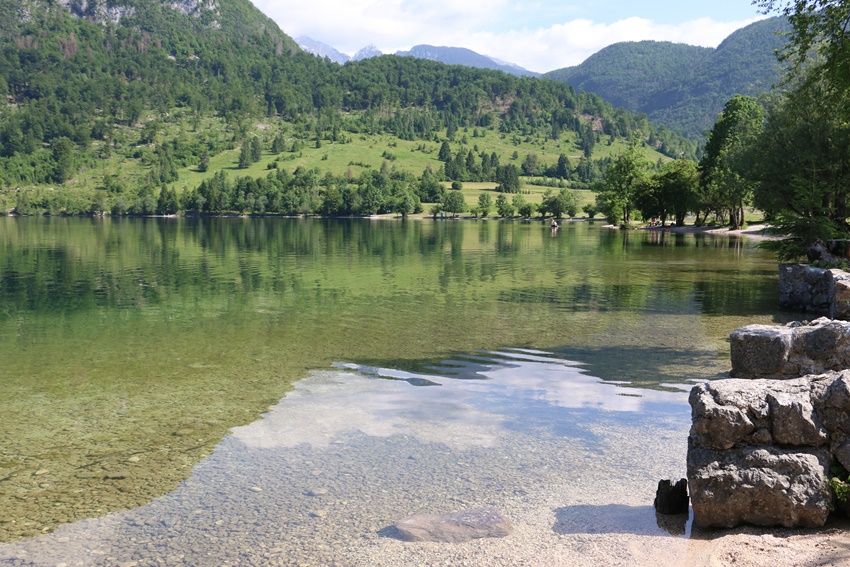 Národní park Triglav, jezero Bohinj, Slovinsko
