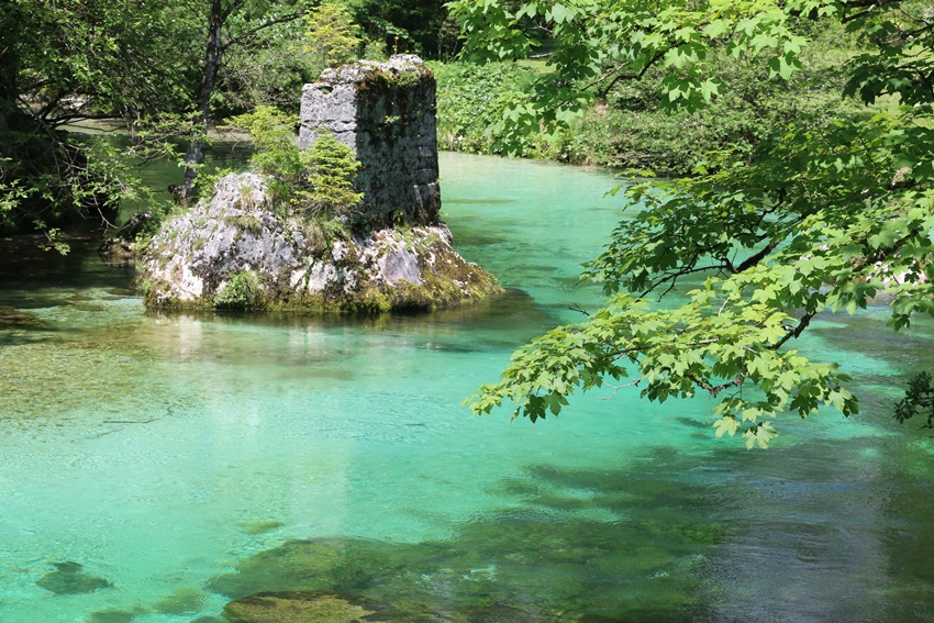 Národní park Triglav, říčka Savica, Slovinsko