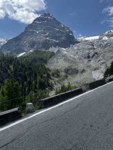 2023-06-17 - Untere Tartscher Alm - Denkmal Erstbesteigung des Ortler 1804 - Memoriale prima salita dell'Ortles 1804