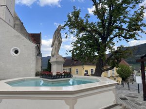 2026-08-07_foto_quitten_putto-mit-wappen_023